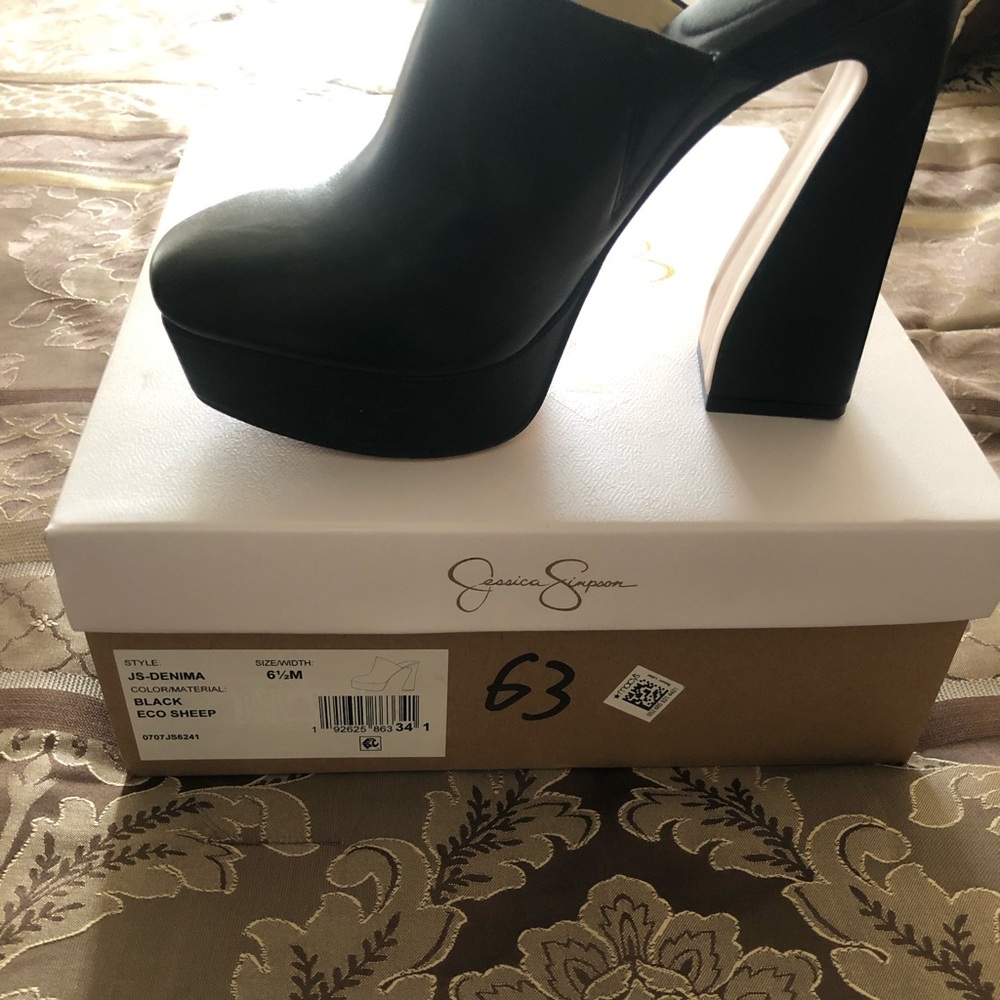 Jessica Simpson Black Platform Mules sz 6.5